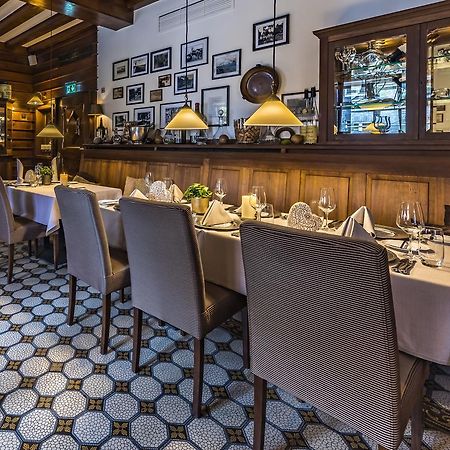 Wellings Romantik Hotel Zur Linde Moers Εξωτερικό φωτογραφία