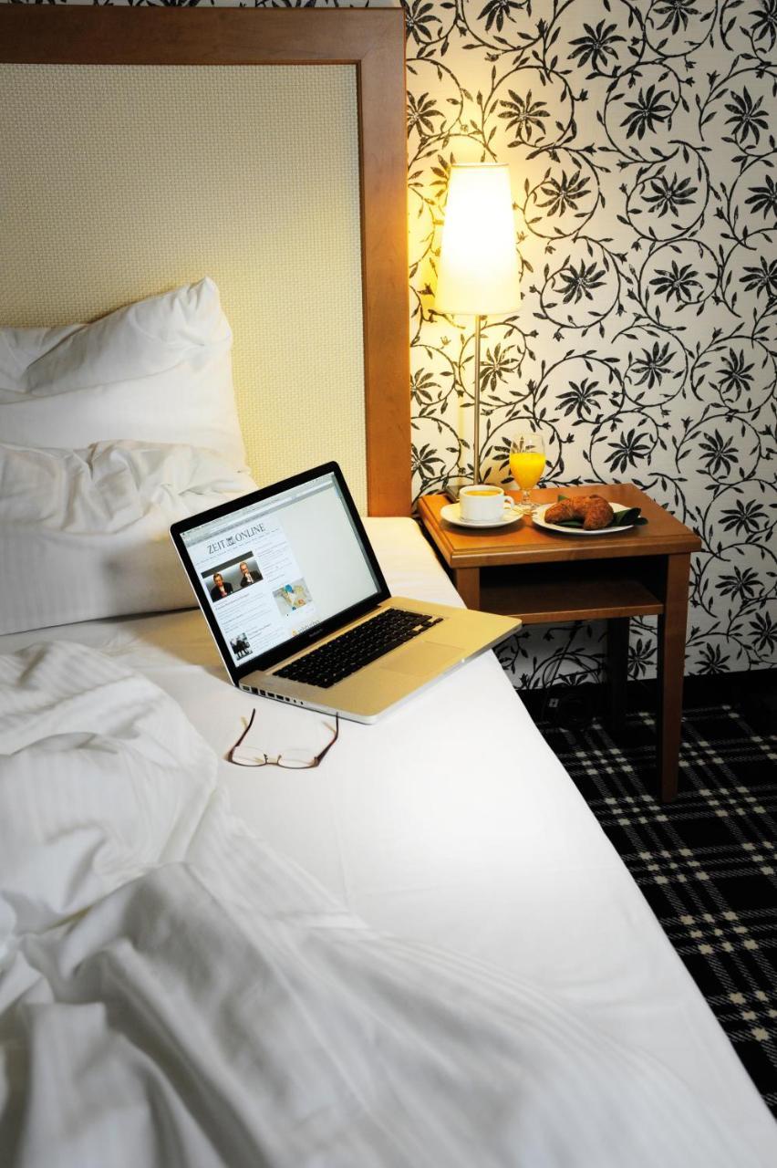 Wellings Romantik Hotel Zur Linde Moers Εξωτερικό φωτογραφία