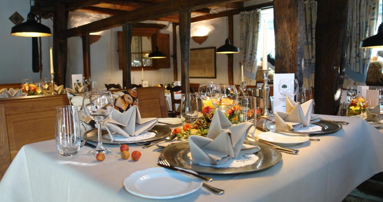 Wellings Romantik Hotel Zur Linde Moers Εξωτερικό φωτογραφία