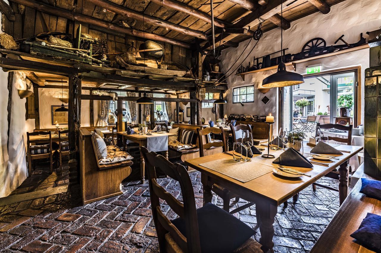 Wellings Romantik Hotel Zur Linde Moers Εξωτερικό φωτογραφία