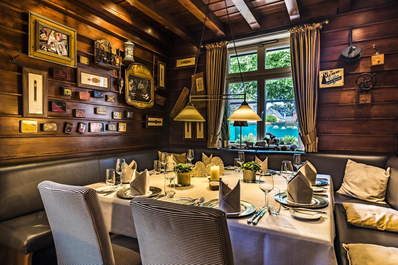 Wellings Romantik Hotel Zur Linde Moers Εξωτερικό φωτογραφία